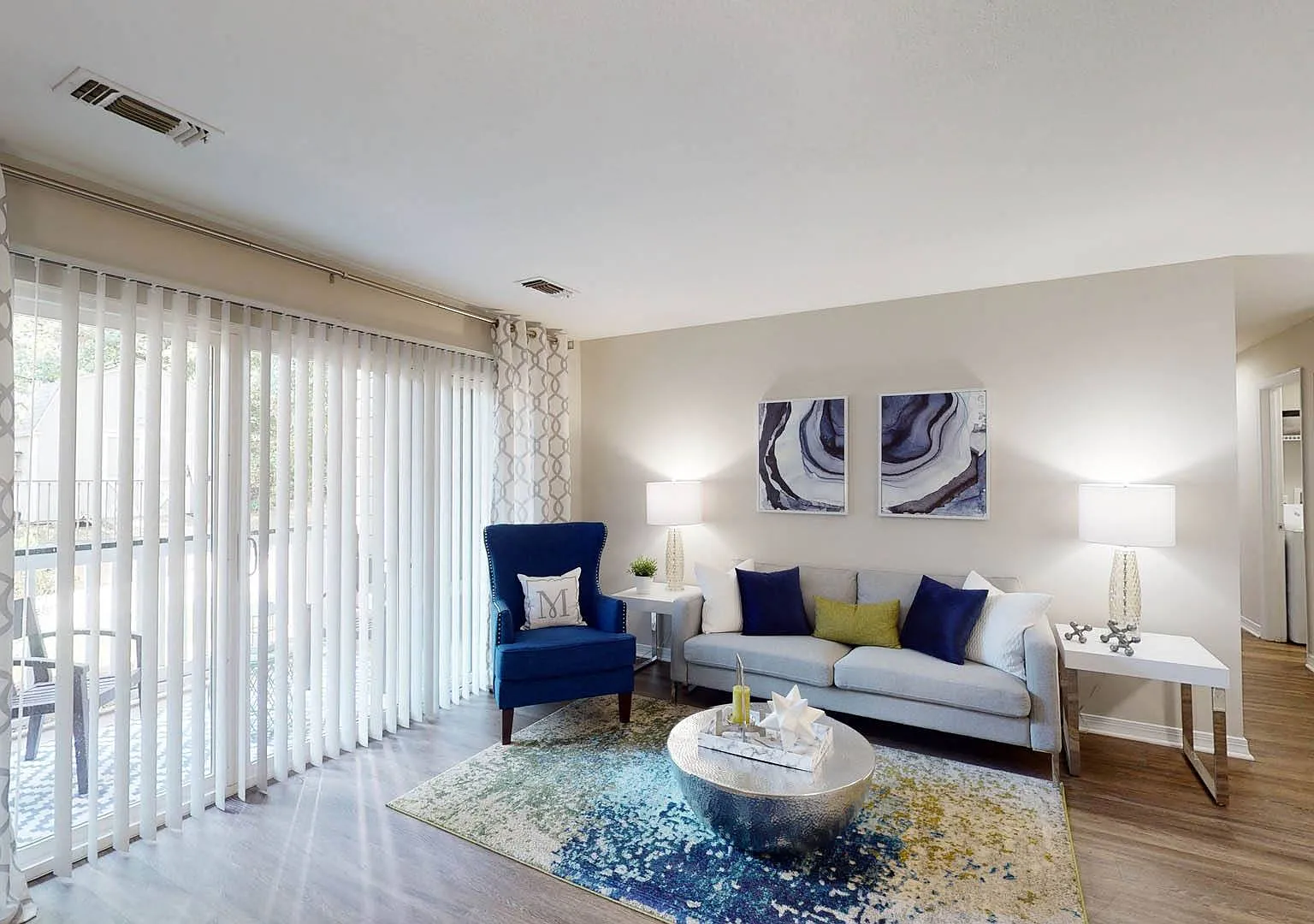 Montclair Apartments — Photo 1