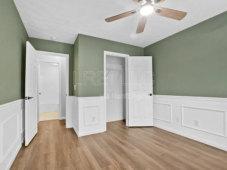 8439 Grand Trevi Dr — Photo 10