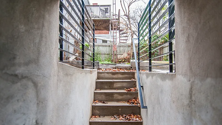 Rented by Nooklyn NYC LLC | media 18