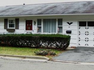 10 Wren St, Johnson City, NY 13790