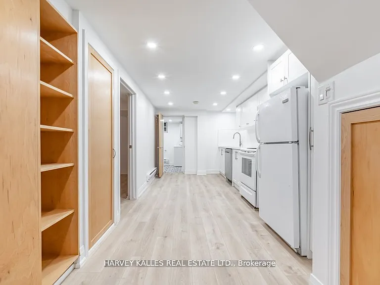 44 Browning Ave #BASEMENT — Photo 9