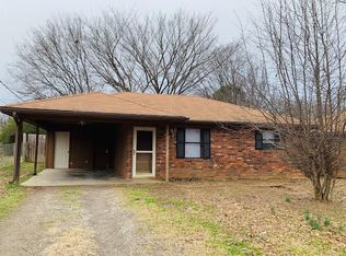 113 Center Dr, Roland, OK 74954