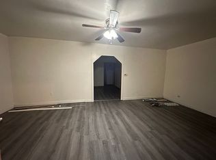 1403 N 6th St, Arkansas City, KS 67005