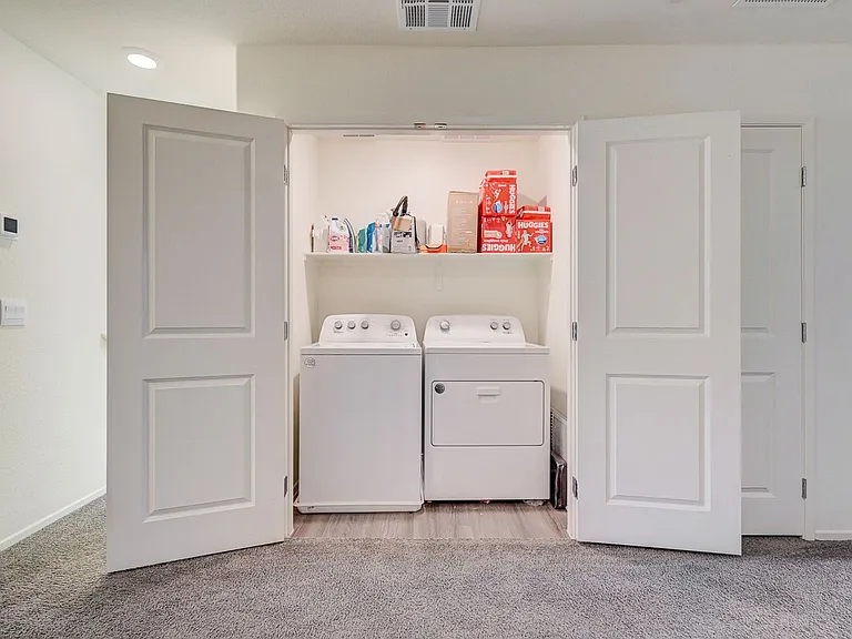 6928 Honor Hill St — Photo 45