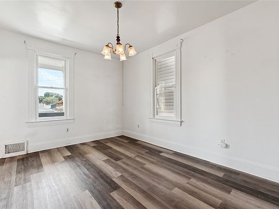 5th image of 410 George St