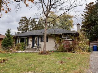 3086 Avondale Ave, Windsor, ON N9E1X3