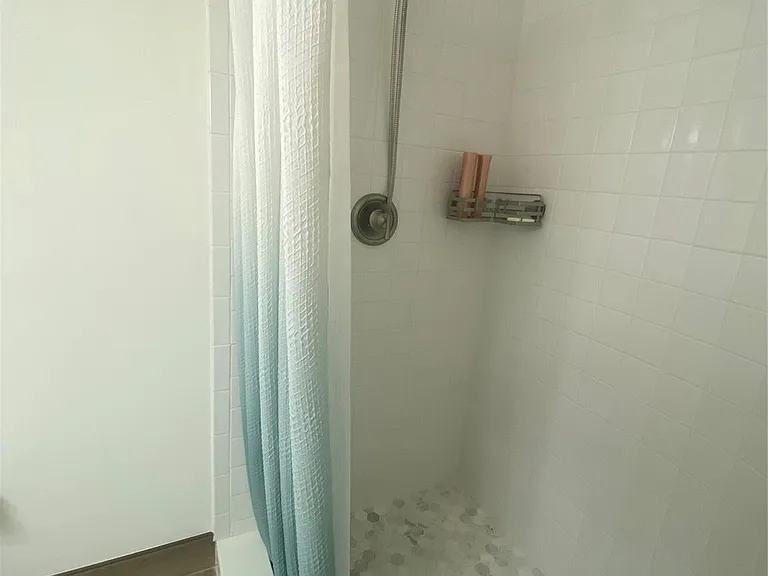 2286 Anchorage Ln #A — Photo 5