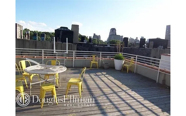 Sold by Douglas Elliman | media 8