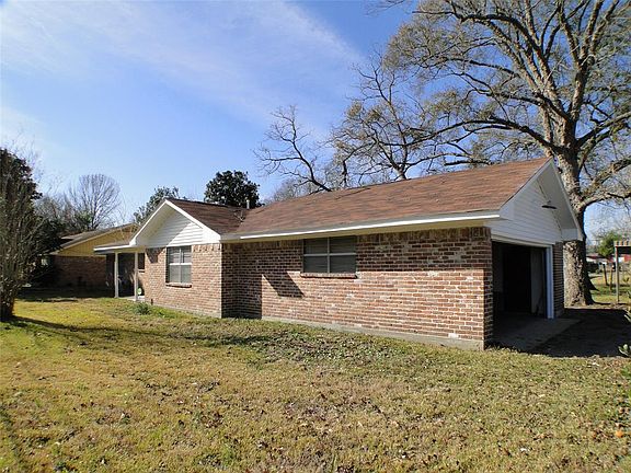 3rd image of 6627 D S Bailey Ln #D