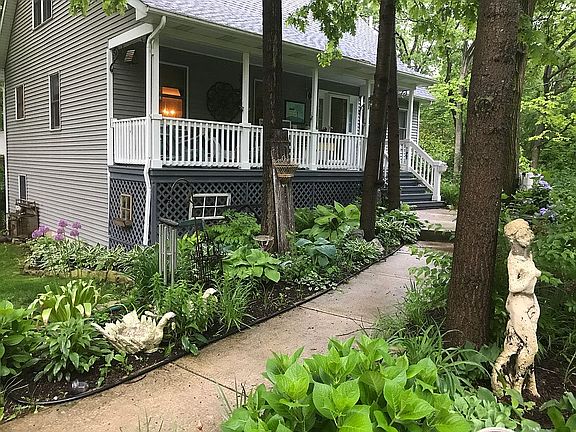 2nd image of 6N785 Elgin Ave