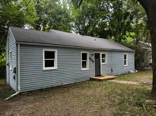 1526 Valley Rd, Kansas City, KS 66102