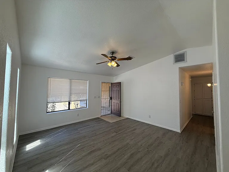 3736 N Roosevelt St — Photo 11