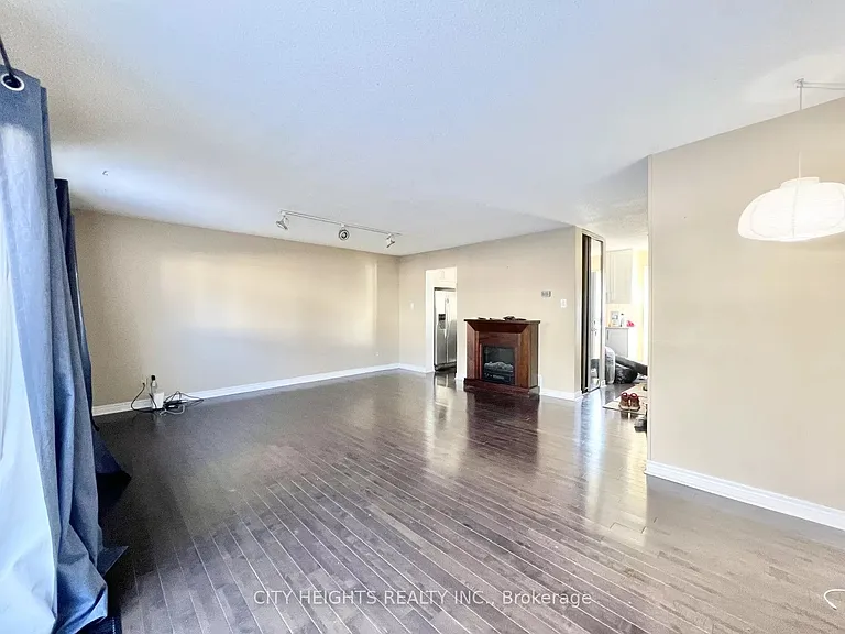 45 Hansen Rd N #20 — Photo 10