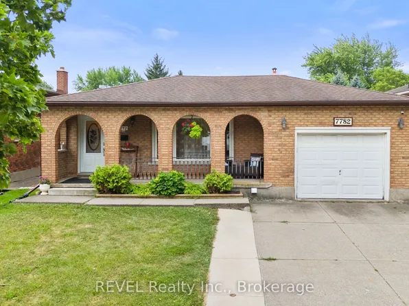 7782 Badger Rd, Niagara Falls, ON L2H 2J5
