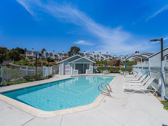 5th image of 911 Point Reyes Court #6