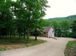 11196 Lathams Landing Rd, Garfield, AR 72732