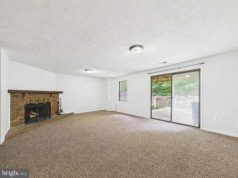 5971 Clerkenwell Ct — Photo 23