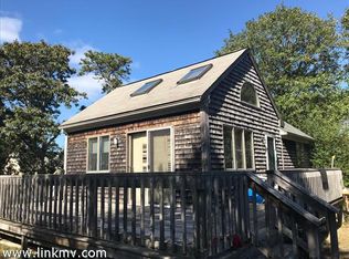 52 10th St N, Edgartown, MA 02539