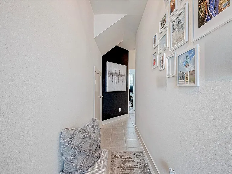 6021 Cypress St — Photo 10