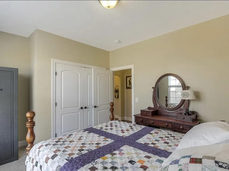 7913 Kirkfield Dr — Photo 12