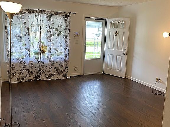 Living room - another angle 