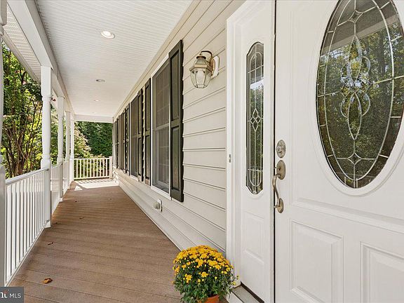4th image of 650 Florida Pl
