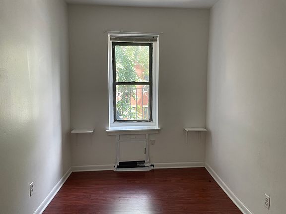 4th image of 346 E 19th St APT 2A