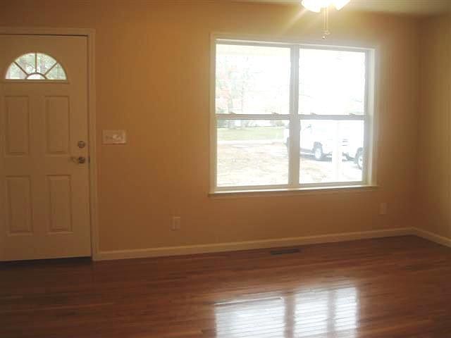 2nd image of 320 Wiseman Rd