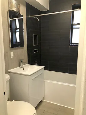 Rented by Silverstreet RE LLC | media 20