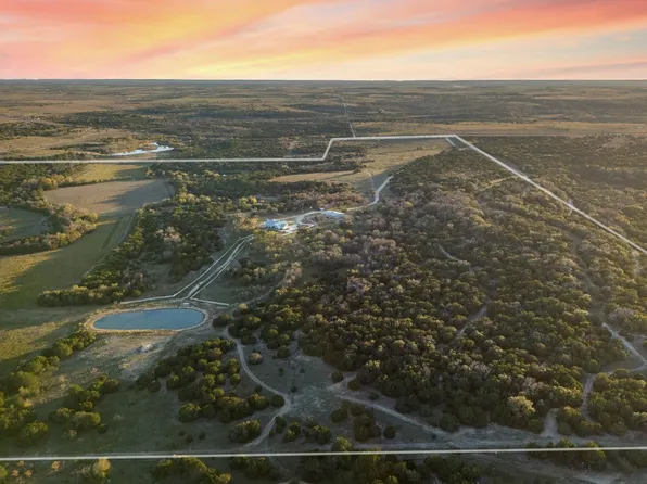 3931 E Highway 36, Hamilton, TX 76531