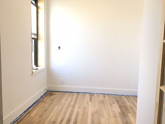 5th image of 520 Lincoln Pl APT 6D