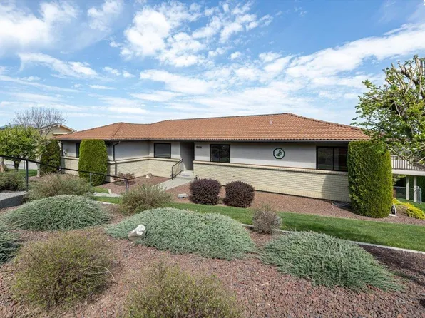 1118 W 53rd Ave, Kennewick, WA 99337