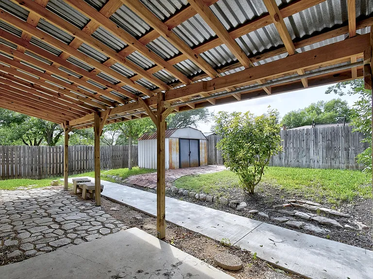 3429 Harvest Dr — Photo 21