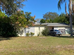 5607 Forest Hills Dr, Holiday, FL 34690