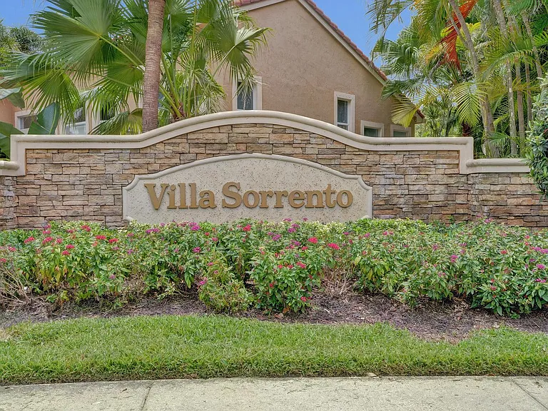 5897 NW 120th Ter — Photo 39