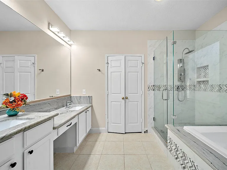 22430 Water Edge Ln — Photo 26