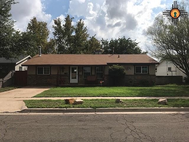 1st image of 1301 E Michigan Dr