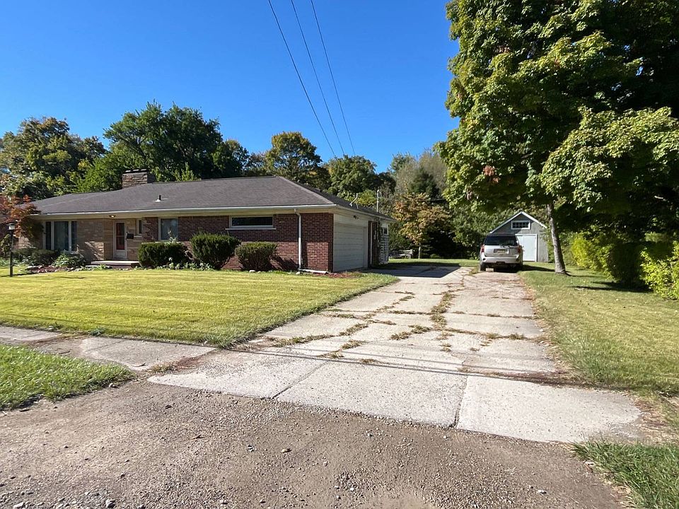 2nd image of 32572 Woodbrook Dr