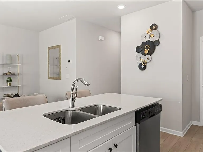2538 Polaris Way SW — Photo 9
