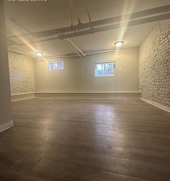 2nd image of 1630 N Ogden St APT A