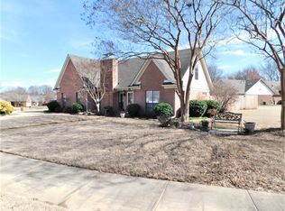 6559 Laurel Bluff Ct E, Memphis, TN 38135