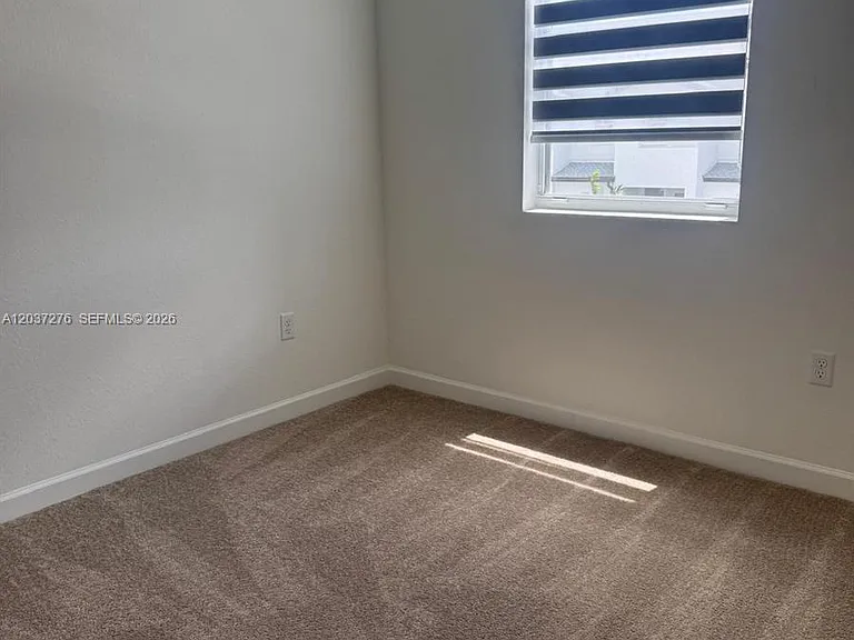 17875 SW 359th Ter — Photo 3