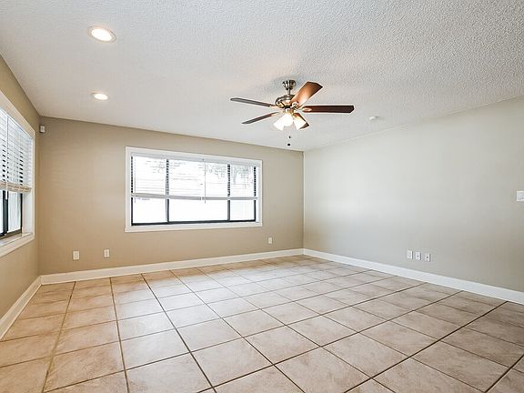 3rd image of 9504 Lake Douglas Pl