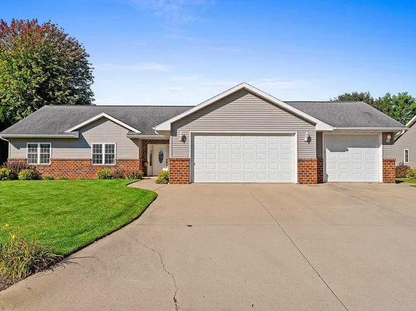 231 Winchester Dr, Seymour, WI 54165