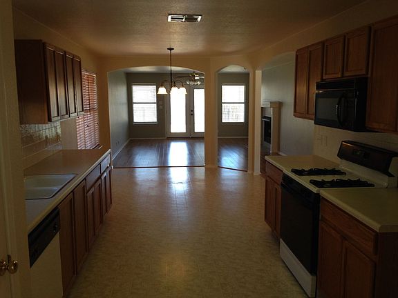 5th image of 1808 Brentwood Dr
