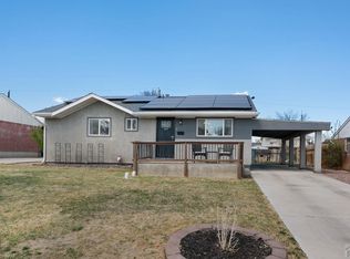 73 Hanson Ln, Pueblo, CO 81001