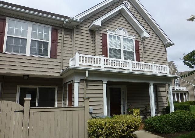 2nd image of 2515 Old Greenbrier Rd