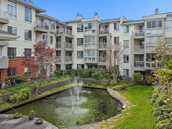 360 E 36th Ave #409, Vancouver, BC V5W 4B9