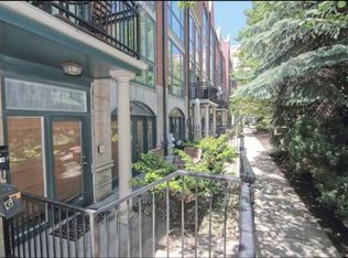 26 E 14th Pl APT 4W, Chicago, IL 60605