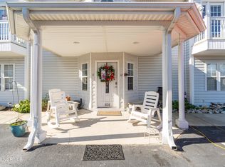 414 McGlamery St APT 12, Oak Island, NC 28465